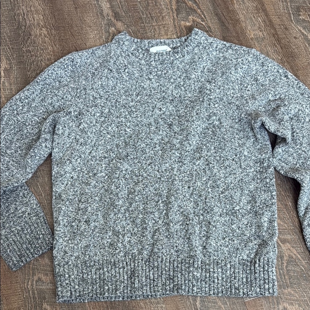 Old Navy Gray Knit Sweater
